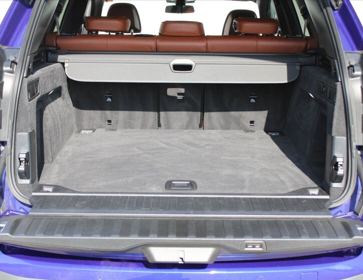 BMW X5 SUV / Terénní 4,4 l 390 kw