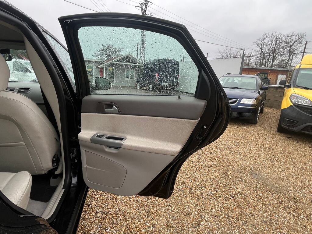 Volvo S40 Sedan 1,6 l 84 kw