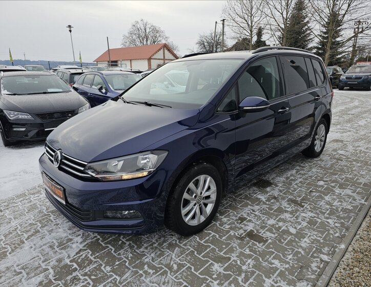 Volkswagen Touran 3