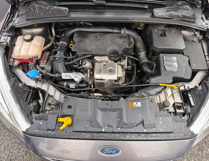 Ford Focus Hatchback 999,0 74 kw