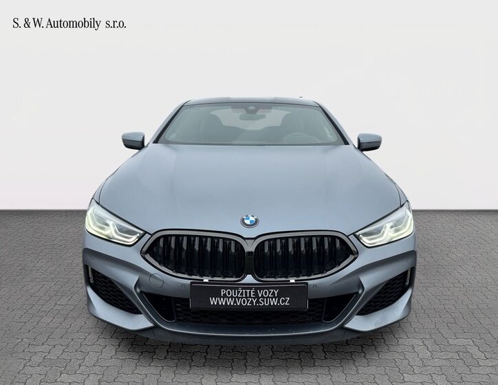 BMW Řada 8 Kupé 4,4 l 390 kw