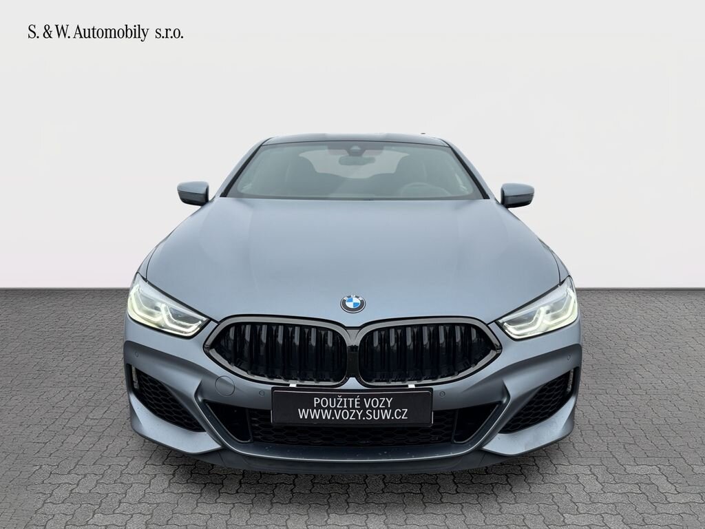 BMW Řada 8 Kupé 4,4 l 390 kw