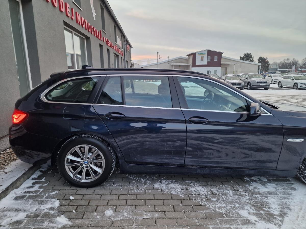 BMW Řada 5 Kombi 2,0 l 135 kw