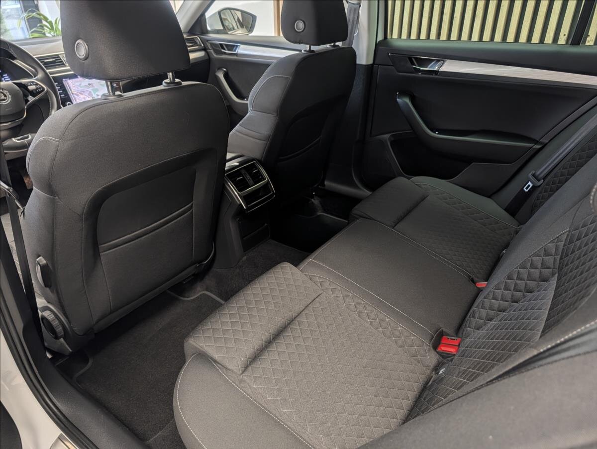 Škoda Superb Kombi 2,0 l 110 kw