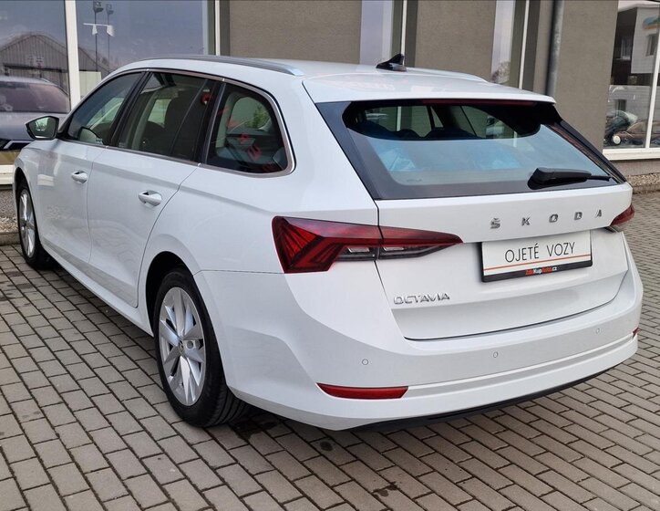 Škoda Octavia Kombi 2,0 l 85 kw