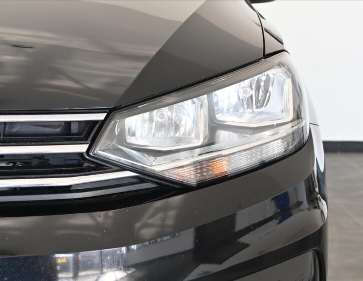 Volkswagen Touran 29