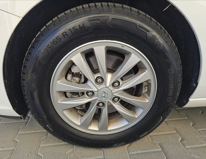 Hyundai i30 Kombi 1,6 l 81 kw