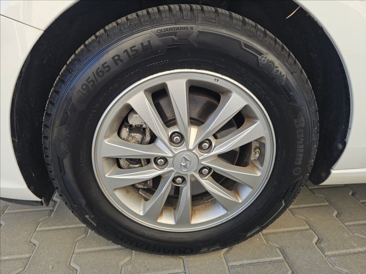 Hyundai i30 Kombi 1,6 l 81 kw