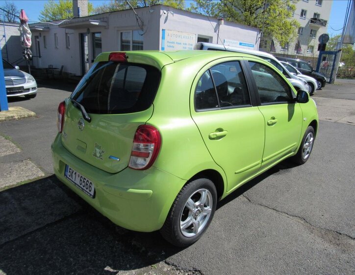 Nissan Micra Hatchback 1,2 l 59 kw