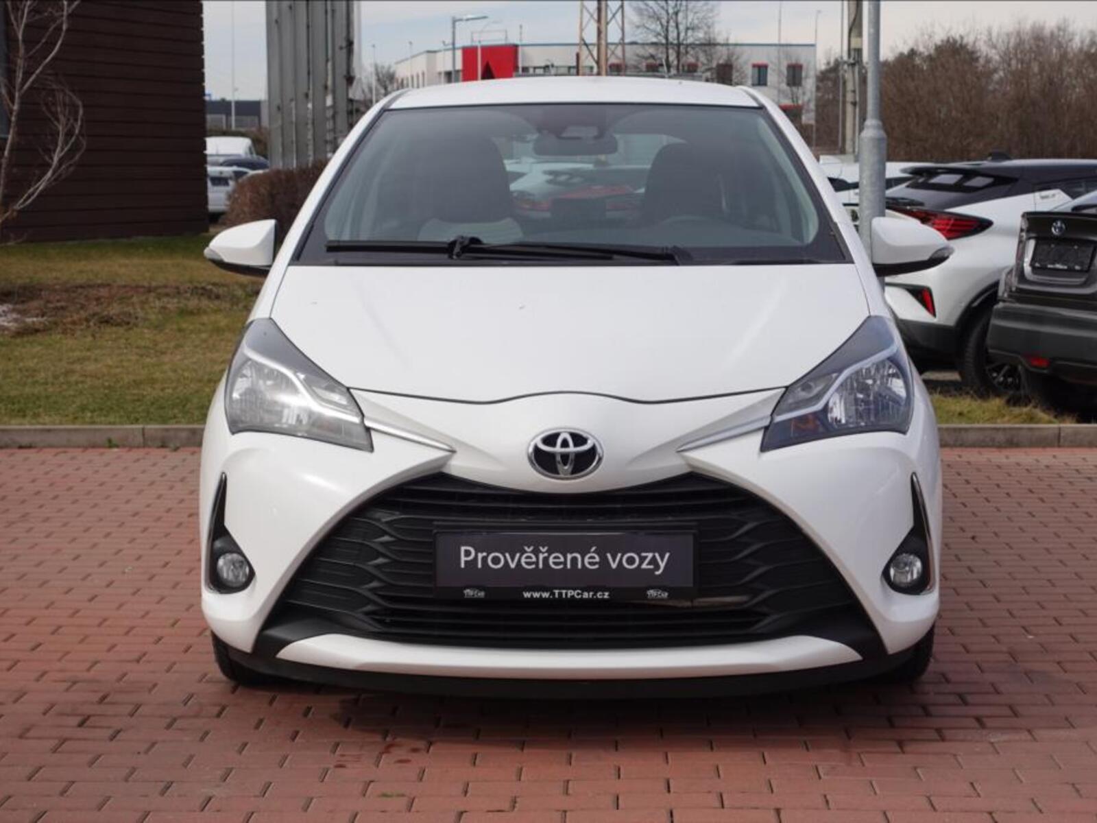 Toyota Yaris 2