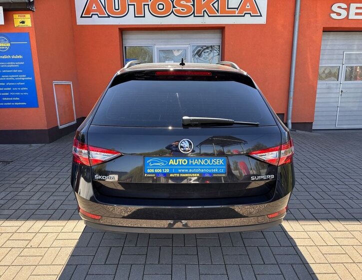 Škoda Superb Kombi 1,6 l 88 kw
