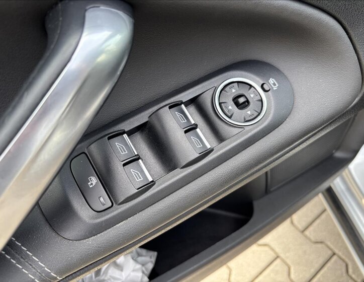 Ford Mondeo Kombi 2,0 l 103 kw