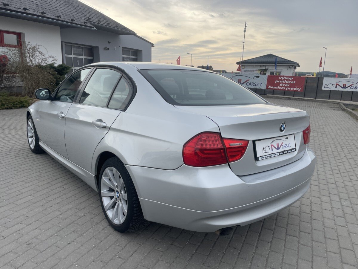 BMW Řada 3 Sedan / Limuzína 2,0 l 105 kw