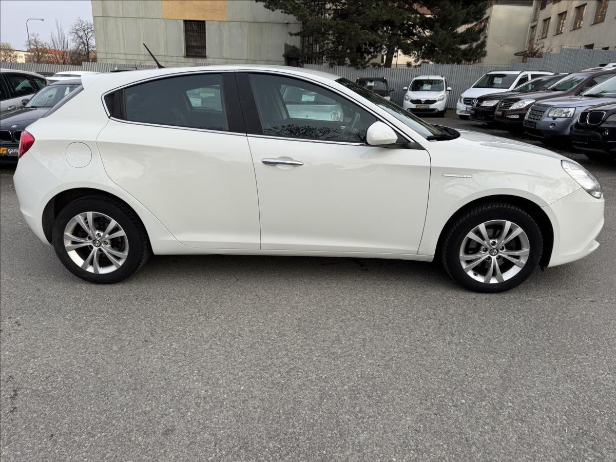 Alfa Romeo Giulietta Hatchback 1,4 l 88 kw