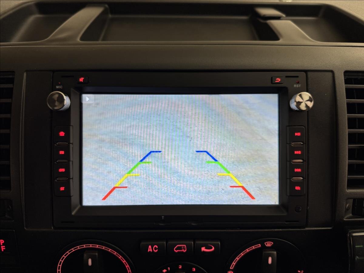 Volkswagen Transporter Kombi 2,5 l 96 kw