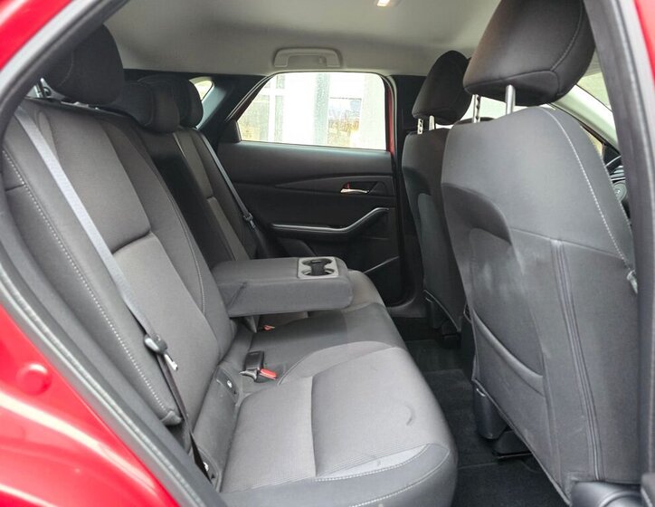 Mazda CX-30 24