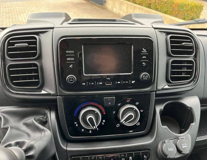 Toyota Proace Max 16