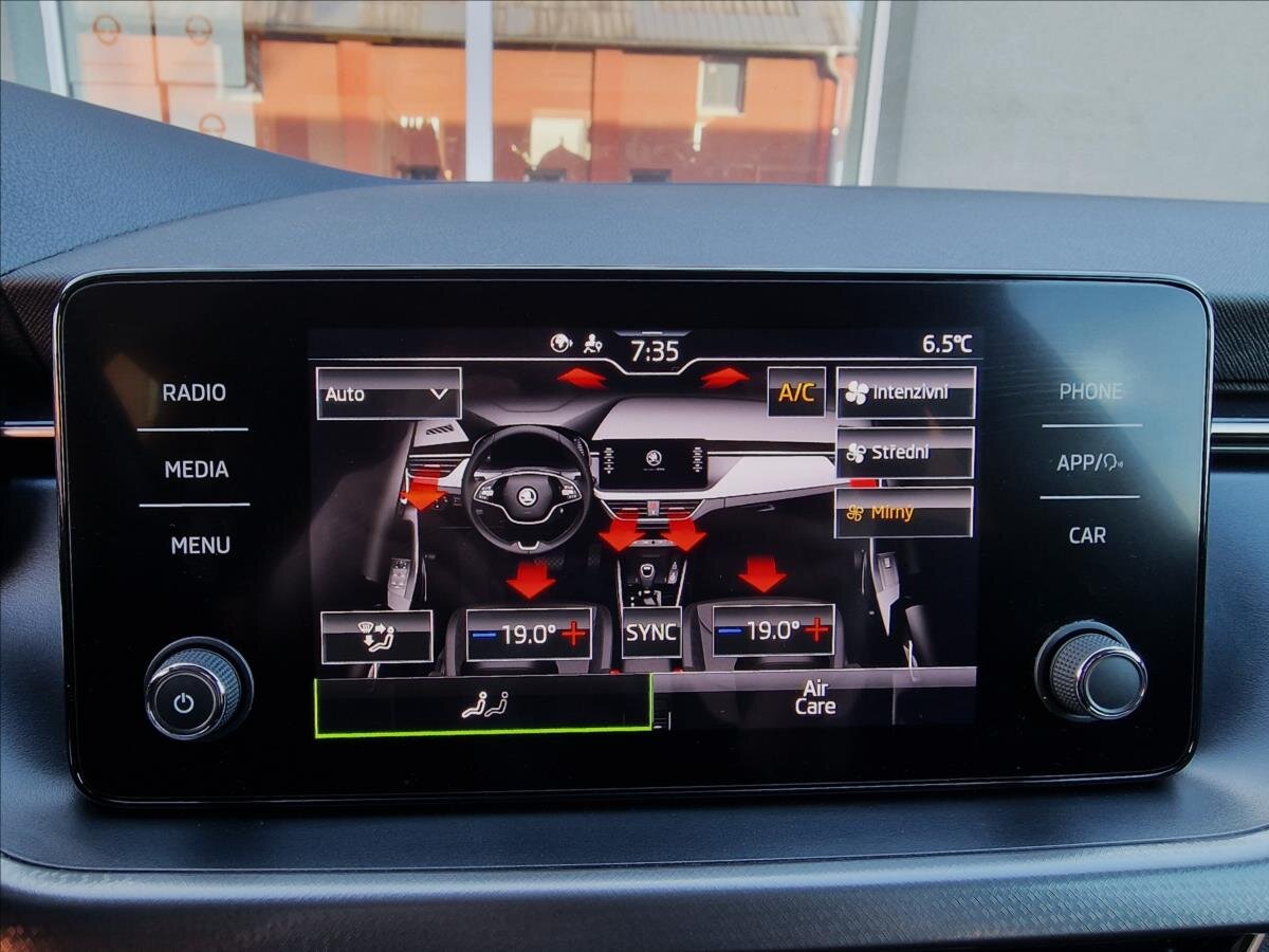 Škoda Scala Hatchback 999,0 81 kw