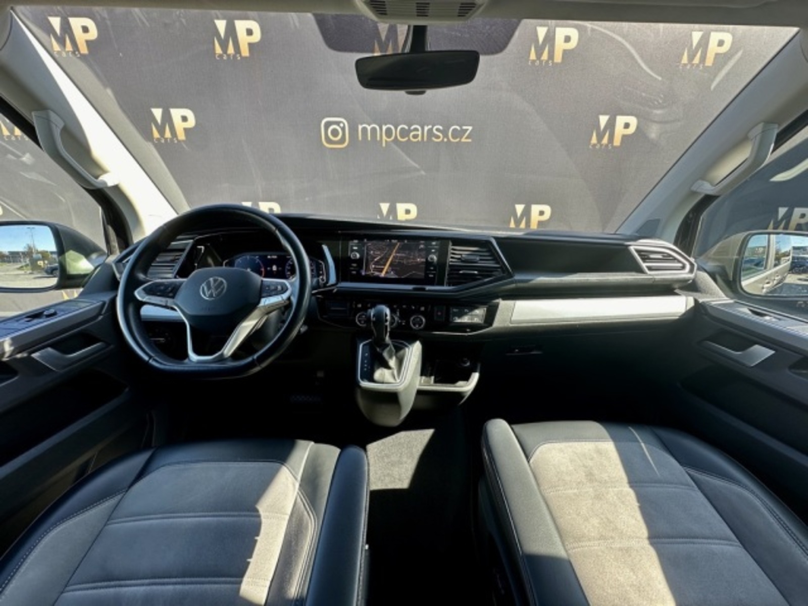 Volkswagen Multivan 10