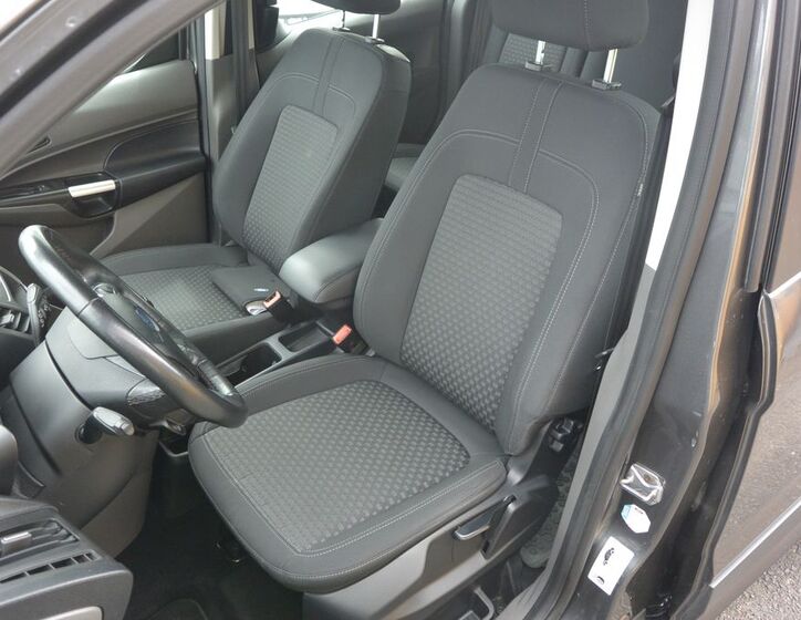 Ford Transit Connect 10