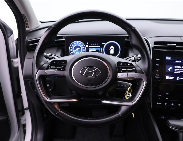 Hyundai Tucson SUV 1,6 l 100 kw