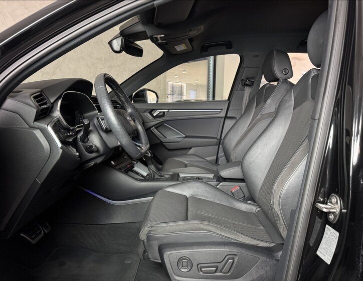 Audi Q3 SUV 2,0 l 140 kw