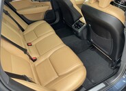Volvo V90 30