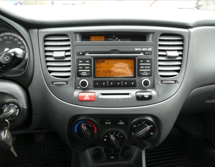 KIA Rio Hatchback 1,4 l 71 kw