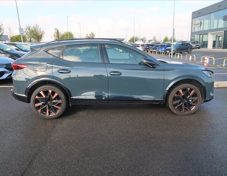 Cupra Formentor SUV / Terénní 1,5 l 110 kw