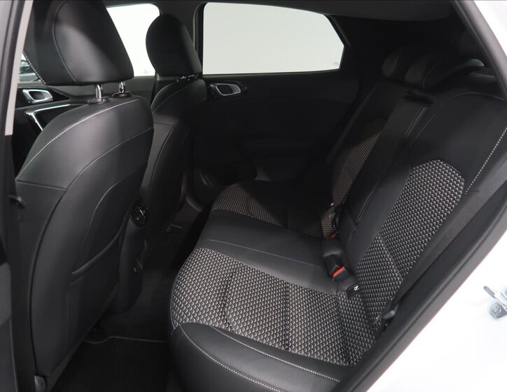 KIA XCeed CUV 1,5 l 103 kw