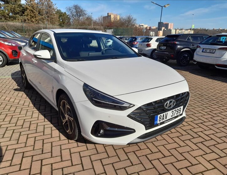 Hyundai i30 Liftback 998,0 88 kw