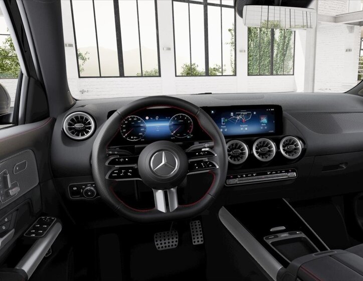 Mercedes-Benz GLA SUV / Terénní 1,3 l 120 kw