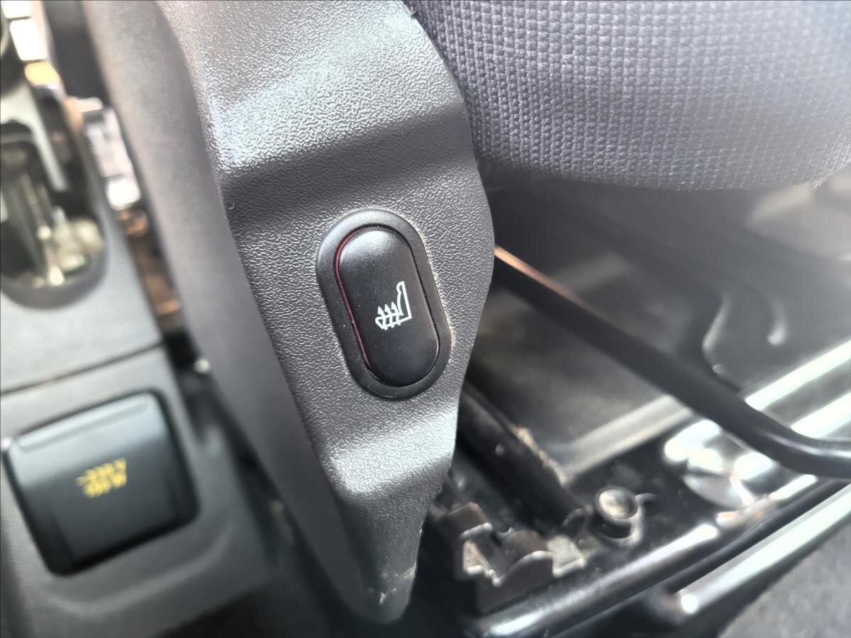 Ford Tourneo Custom MPV 2,0 l 125 kw