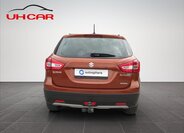 Suzuki SX4 S-Cross 6