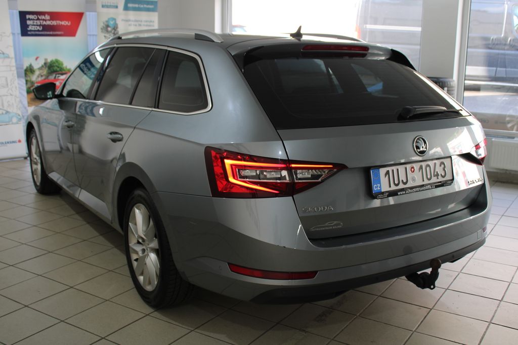 Škoda Superb