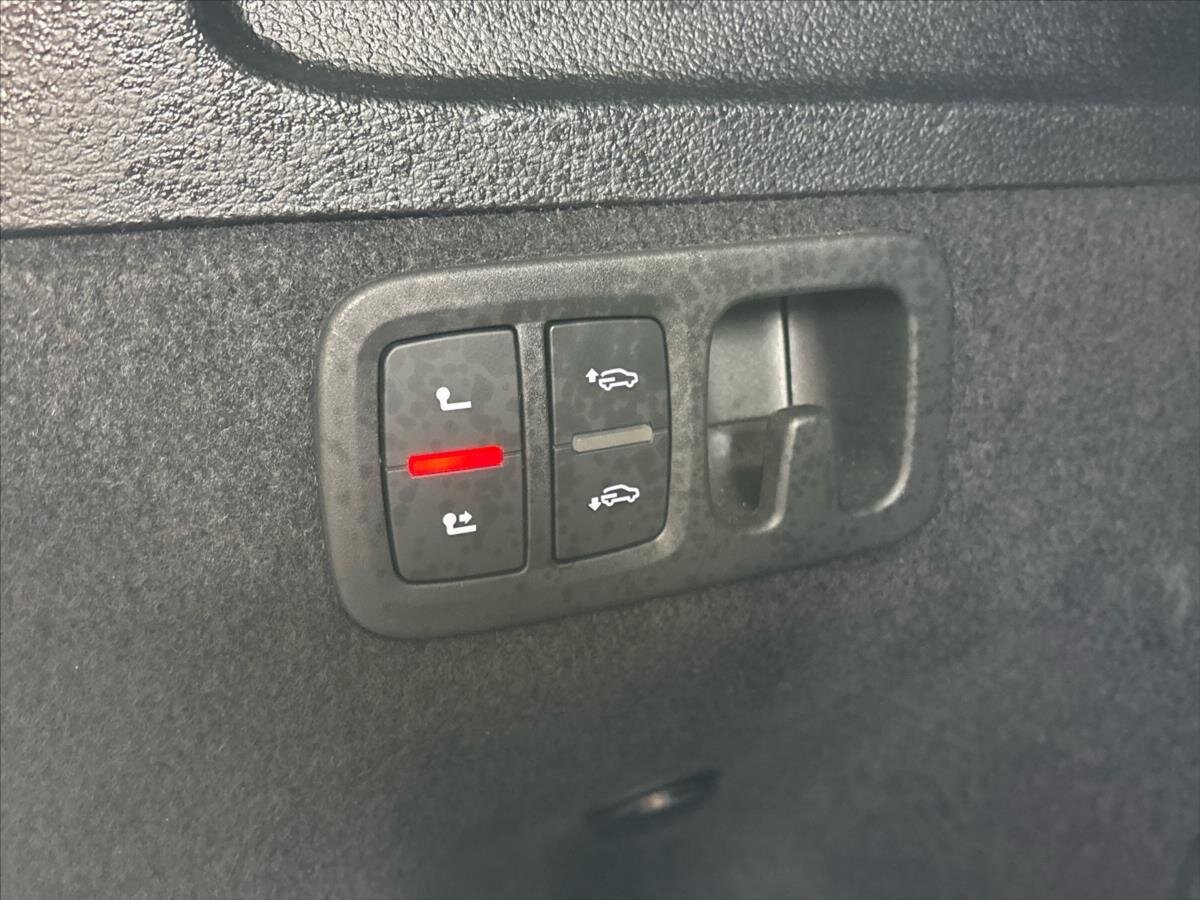 Audi Q7 SUV / Terénní 3,0 l 210 kw