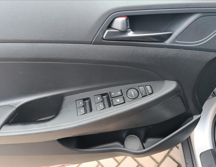 Hyundai Tucson SUV / Terénní 2,0 l 100 kw