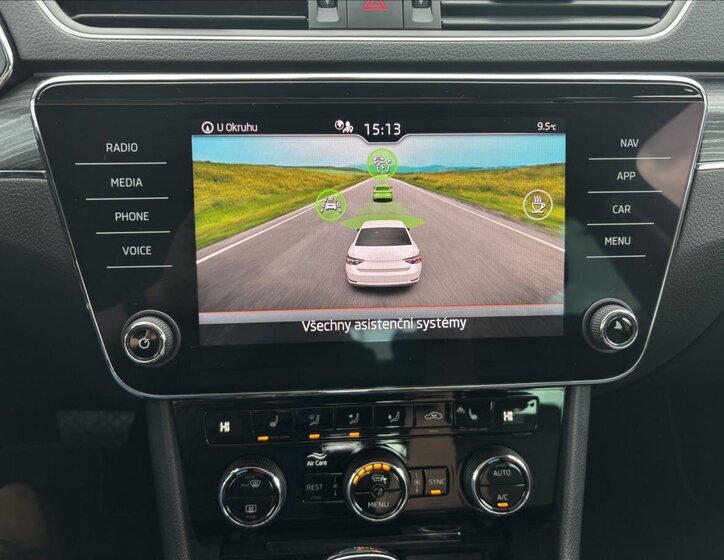 Škoda Superb Sedan / Limuzína 2,0 l 147 kw