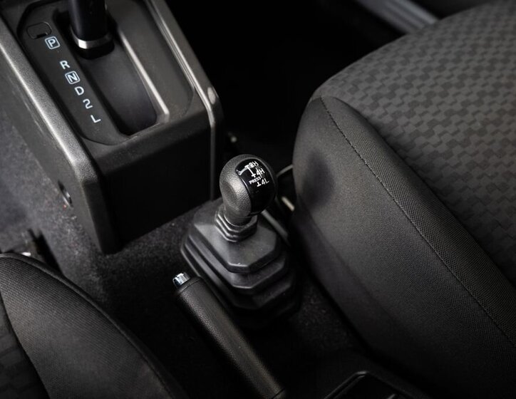 Suzuki Jimny SUV 1,5 l 75 kw