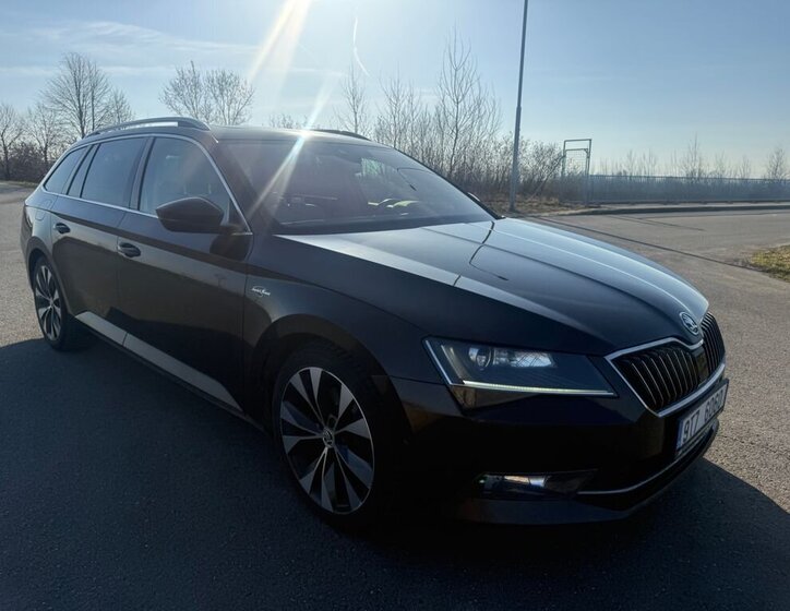 Škoda Superb Kombi 2,0 l 140 kw