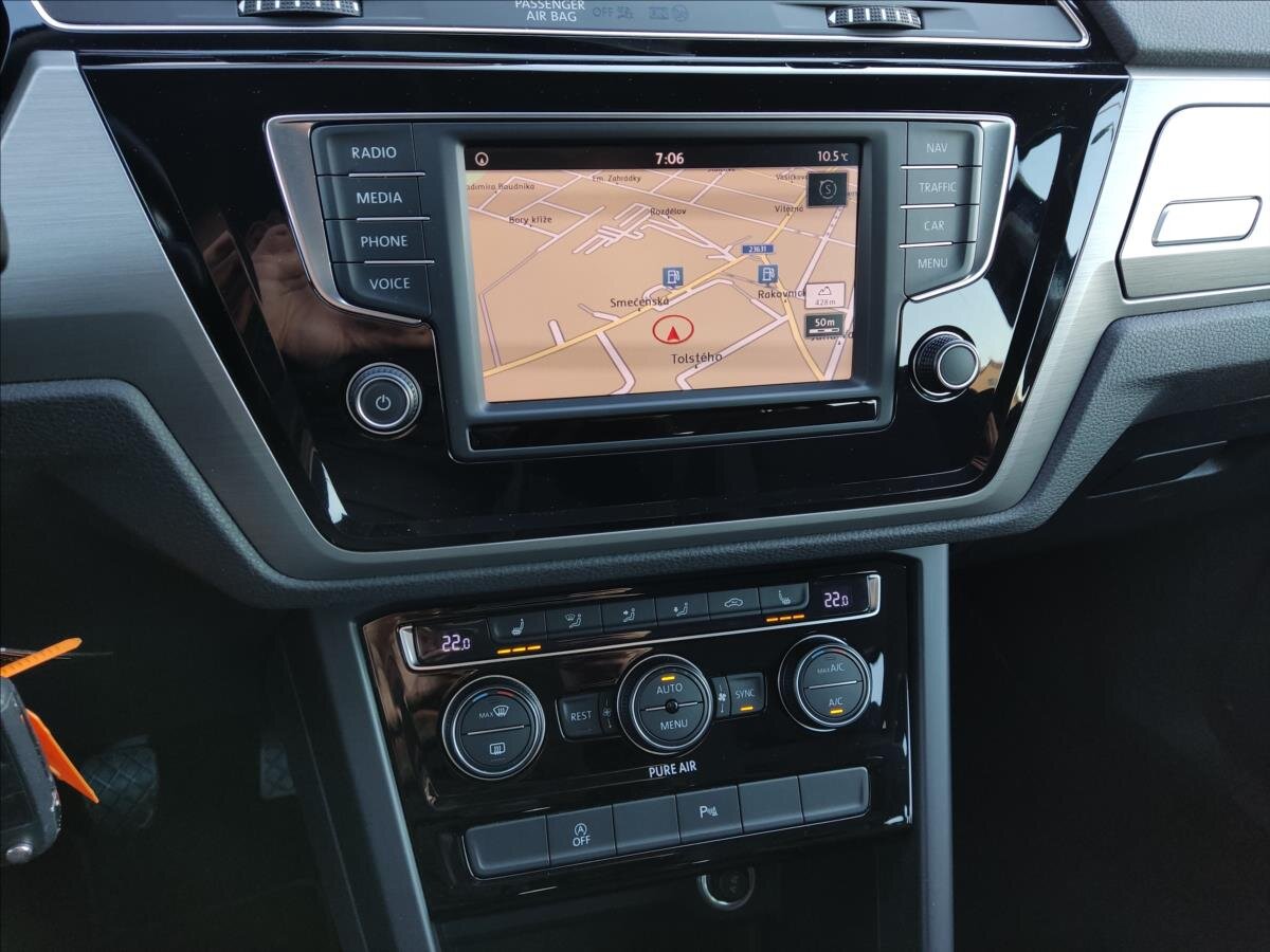 Volkswagen Touran MPV 1,2 l 81 kw