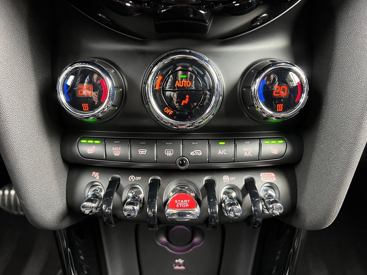 Mini Cooper Hatchback 2,0 l 170 kw