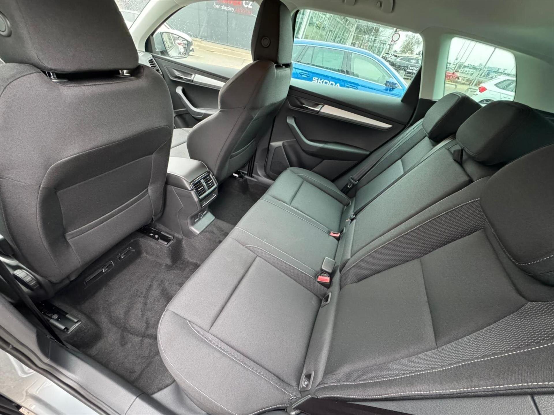 Škoda Karoq SUV 1,5 l 110 kw