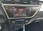 Toyota Auris Hatchback 1,6 l 98 kw