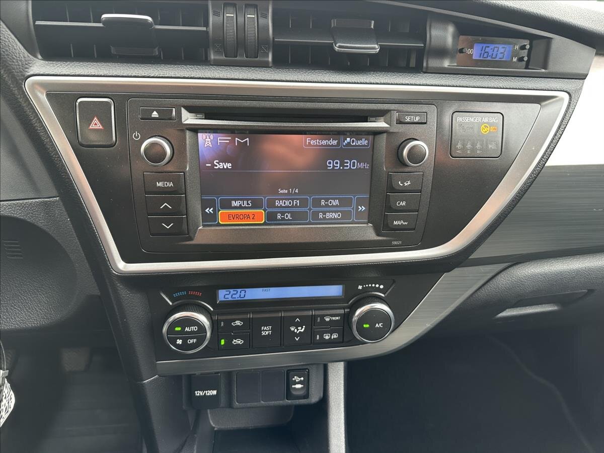 Toyota Auris Hatchback 1,6 l 98 kw