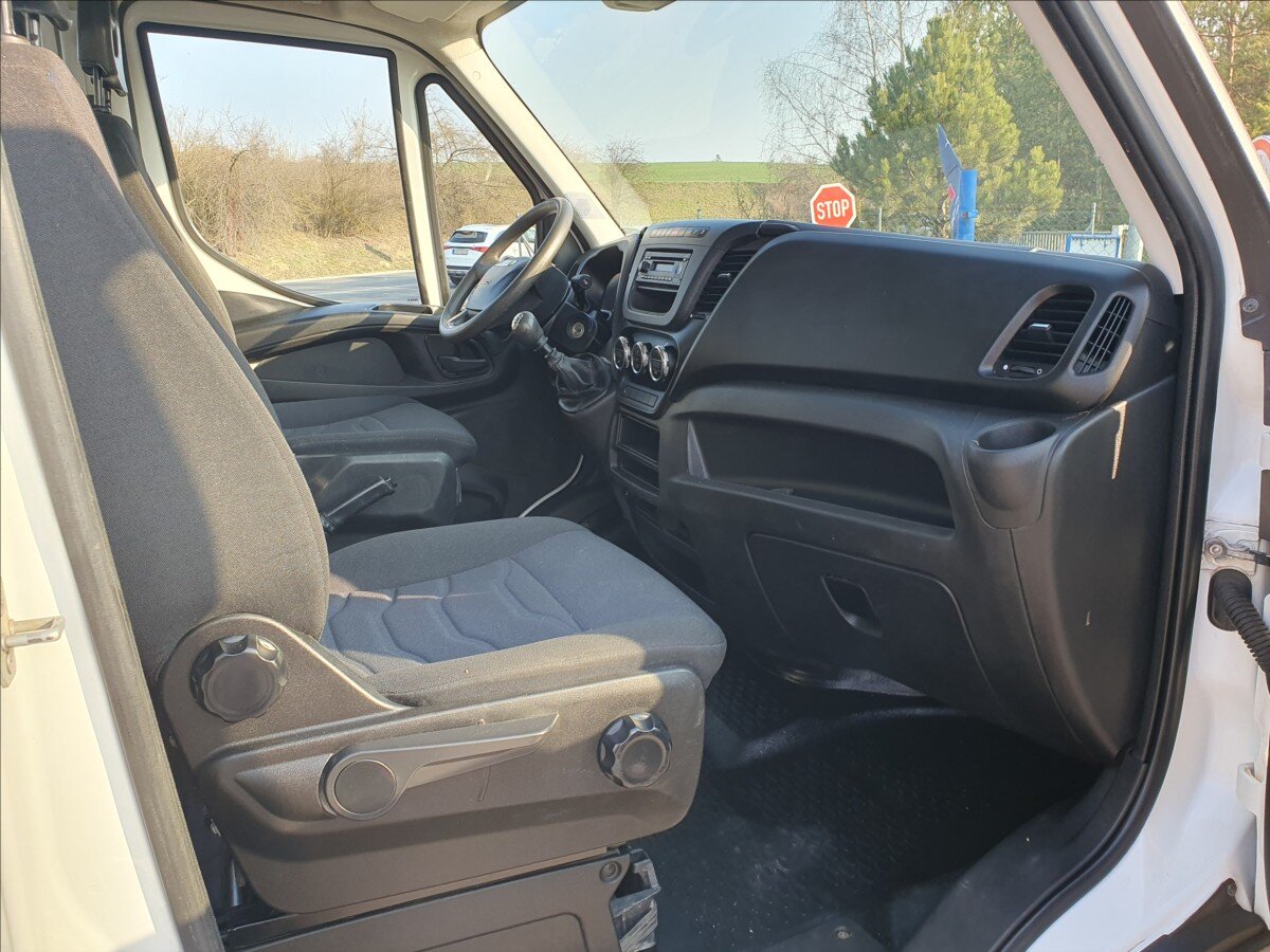 Iveco Daily Sklápěč 2,3 l 100 kw