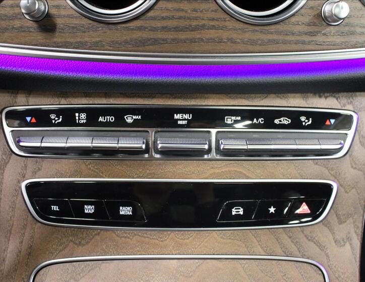 Mercedes-Benz Třídy E 26