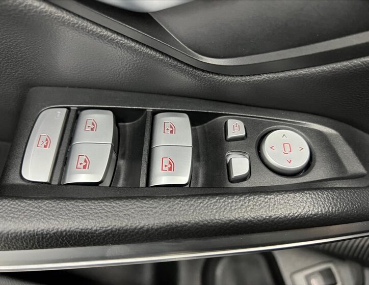 BMW M3 Sedan 3,0 l 275 kw