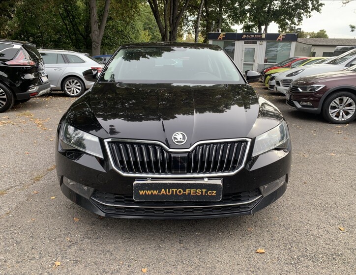 Škoda Superb 2