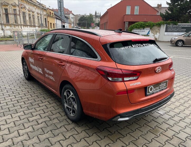 Hyundai i30 Kombi 1,5 l 70 kw